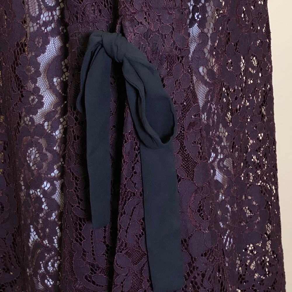 Ann Taylor LOFT plum lace bell sleeve blouse with bows at sleeves Dark feminine - Picture 7 of 8